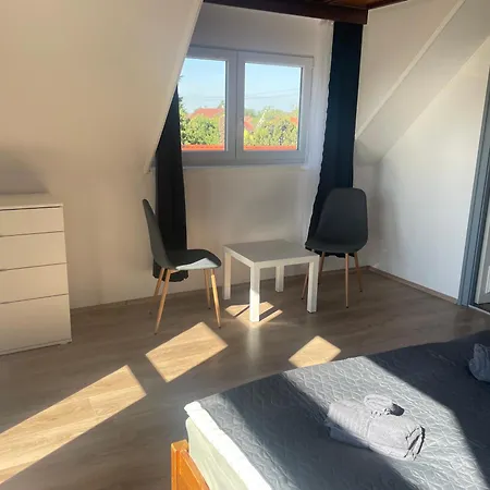 Mediterran Garden Apartman *