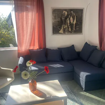 Apartament Mediterran Garden Vecsés