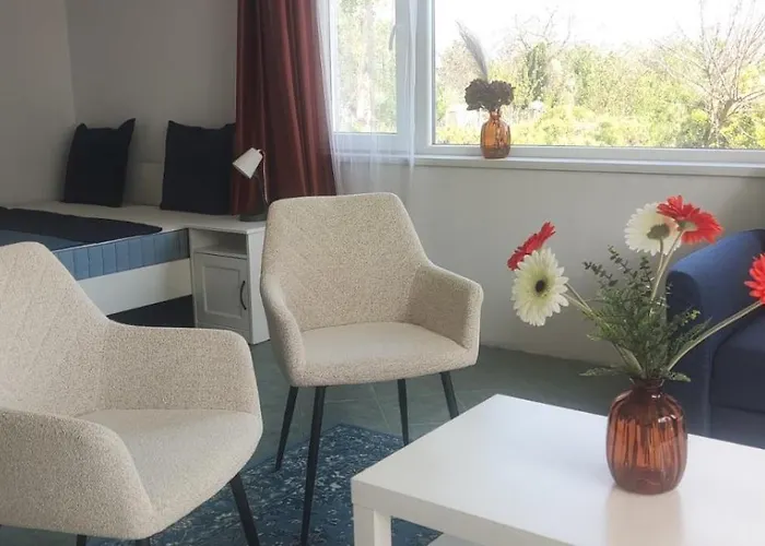 Mediterran Garden 公寓 *